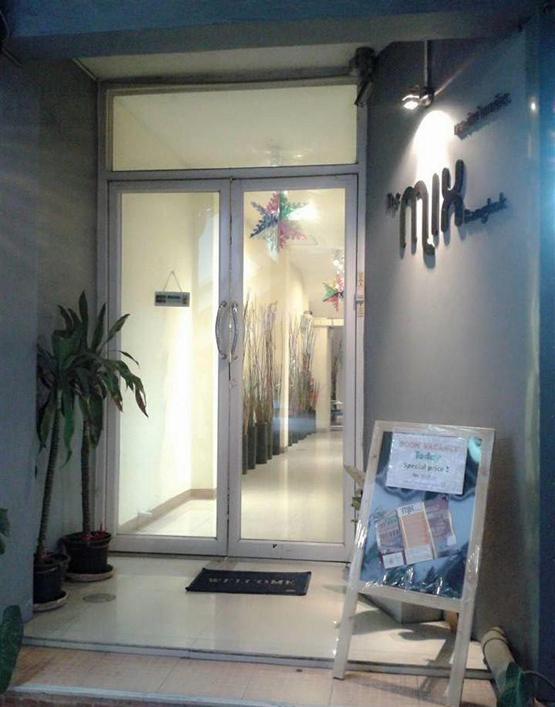 The Mix Bangkok - Bts Phrakhanong Экстерьер фото